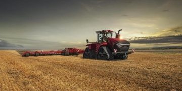 Case IH Farmall 75C Electric and Steiger Quadtrac 715 Receive 2023 Good Design Awards