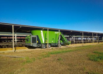 Leader PF3 now with 40 mc capacity: Faresin self-propelled mixer wagons are getting bigger and bigger