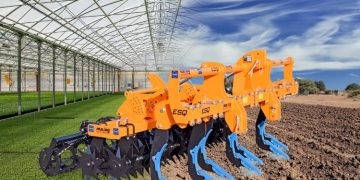 ESQ COMBI: Equipment For Working The Soil In Open Field And In Greenhouse