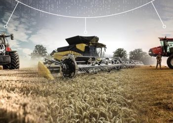 CNH expands network connectivity with Intelsat collaboration