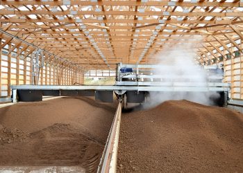 Can Composting Succeed in Hot, Dry Climates?