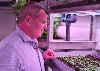 URBAN CROP SOLUTIONS PROMOTES MICROALGAE CULTIVATION