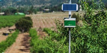 WiseConn: Keep it Simple, the control is in your hand