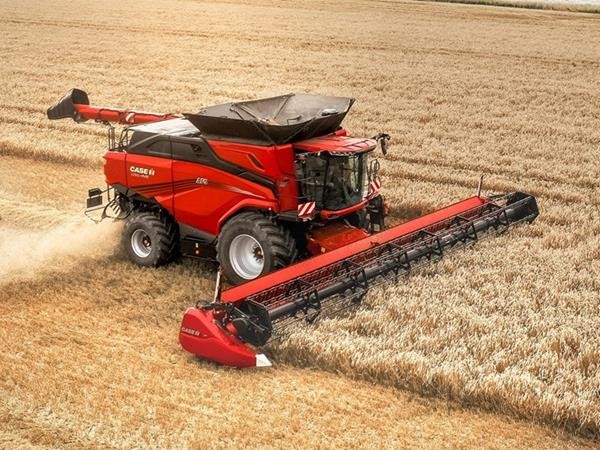 New G500V VariCut headers boost Case IH combines’ performance