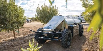 John Deere Acquires GUSS Automation to Strengthen High-Value Crop Autonomy Portfolio